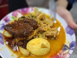 Adu Gurih 3 Ketupat Sayur Padang Populer di Jakarta, Begini Rasanya