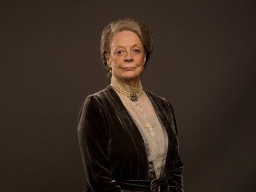 img-title Dame Maggie Smith Pemeran Profesor Minerva 'Harry Potter' Meninggal