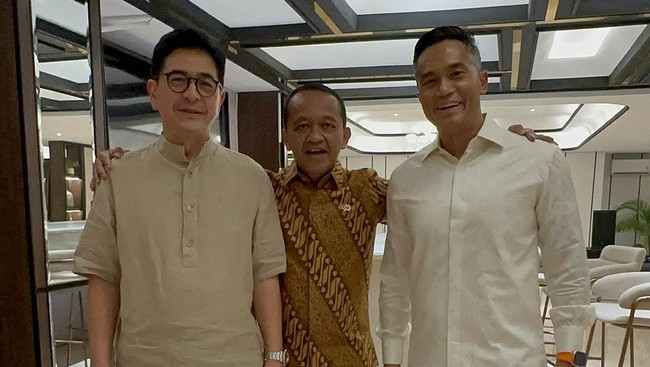 Anindya Bakrie dan Arsjad Rasjid sepakat meneken perjanjian damai usai kisruh dualisme Kadin. Perdamaian keduanya dijembatani Bahlil Lahadalia.