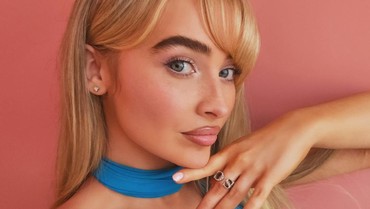 Lirik Lagu is it new years yet? - Sabrina Carpenter