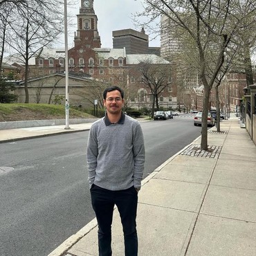 Pulang ke Indonesia, Surya Sahetapy Ungkap Kondisi Ray Sahetapy Usai Sakit Stroke