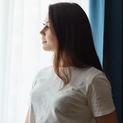 Mengenal 3 MBTI Paling Melankolis, Sensitif dan Penuh Perasaan