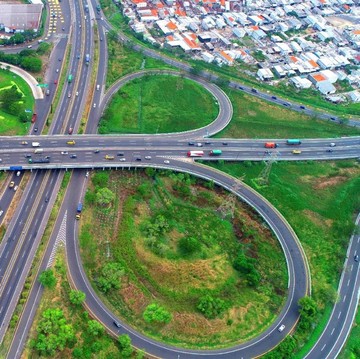 Ternyata Ini Pemilik Jalan Tol Terbanyak di Indonesia! Sudah Tahu Belum?