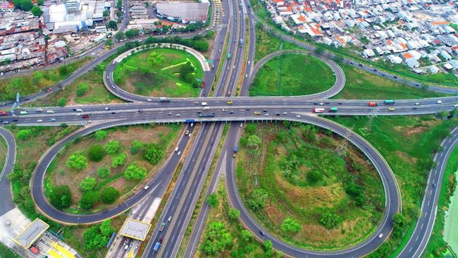 Ternyata Ini Pemilik Jalan Tol Terbanyak di Indonesia! Sudah Tahu Belum?