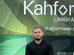 Momen Khabib Nurmagomedov di Jakarta Sapa Fans di Indonesia Arena