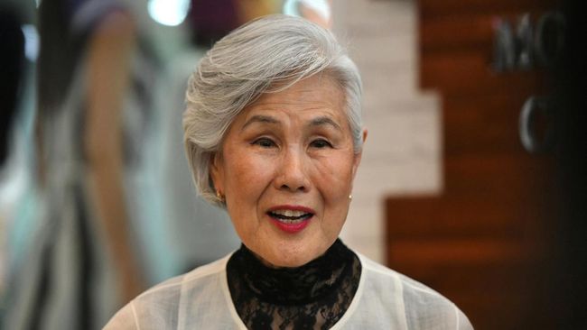Choi Soon Hwa (80) jadi perbincangan usai dirinya menjadi peserta tertua dalam kontes Miss Universe. Ia diumumkan lolos sebagai finalis Miss Universe Korea.