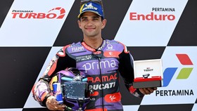Martin Ngomong Bahasa Indonesia Usai Juara MotoGP Mandalika