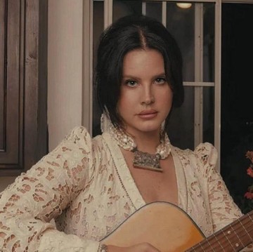 Lana Del Rey Menikah dengan Jeremy Dufrene, Pemandu Wisata Alam dan Satwa Liar