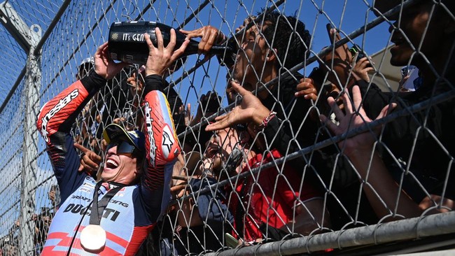 Marc Marquez senang bisa naik podium Sprint Race MotoGP Mandalika Pertamina 2024 sekaligus mengakhiri kutukan di Sirkuit Internasional Pertamina Mandalika.