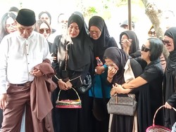 Sonny Septian Kenang Malam Terakhir Bersama Ibunda