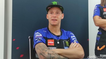 Fabio Quartararo Makin Melokal ke ATM dan Bagi-bagi Uang ke Bocah, Segini Nominalnya