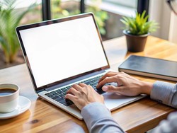 3 Cara Menampilkan Layar HP ke Laptop Windows dan Macbook