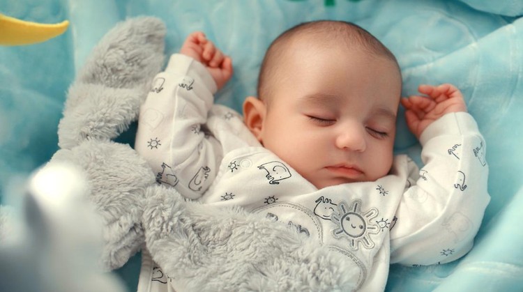 Arti nama Althaf untuk anak laki-laki.