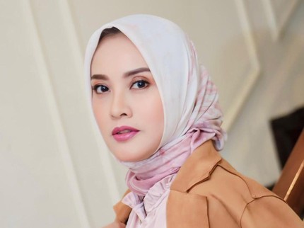 Ibunda Meninggal, Elma Theana Sempat Mimpi Nyawanya seperti Dicabut