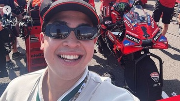 img-title Cerita Awal Mula Jerome Polin Kenal dan Dekat dengan Bernadya