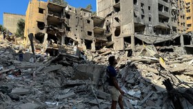 Israel Bom Kamp Palestina di Lebanon, Sasar Komandan Milisi Fatah