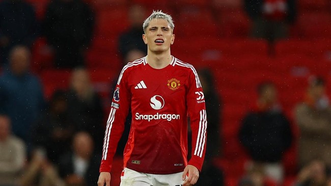 Optimisme pendukung Manchester United sudah luntur saat Liga Inggris baru berjalan enam pekan. Setan Merah sudah tiga kali kalah.