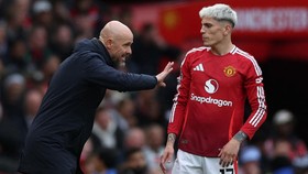 Erik Ten Hag Tak Takut Dipecat usai MU Dipermak Tottenham