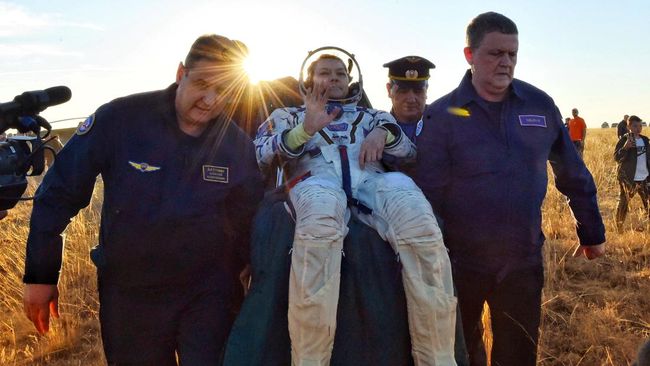 ロシアの宇宙飛行士が1,111日間宇宙に滞在、記録を更新