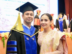 Bolehkah Dapat Gelar Doktor Honoris Causa meski Tak Kuliah seperti Raffi Ahmad