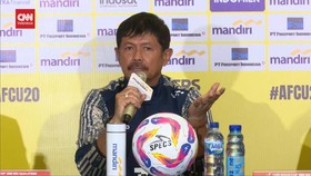 VIDEO: Indra Sjafri Jawab Kritik Soal Taktik Monoton Timnas U-20