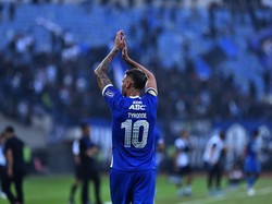 Tyronne del Pino Tak Sabar Menggila Lagi di Atas Lapangan