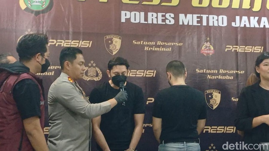 Andrew Andika saat ditemui di Polres Jakarta Barat.