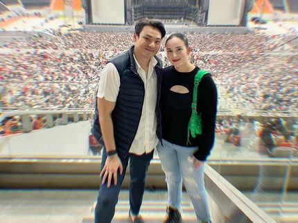 5 Potret Chelsea Islan bersama Suami yang Jarang Tersorot