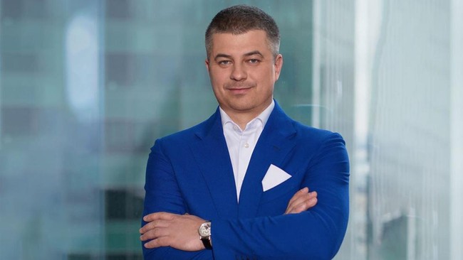 BBN Airlines merupakan anak usaha Avia Solutions Group (ASG). Pemilik ASG adalah Gediminas Ziemelis, seorang pengusaha asal Lithuania.