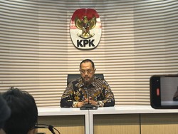 KPK: Mobil Mercedes-Benz RK yang Disita Tak Dilaporkan di LHKPN
