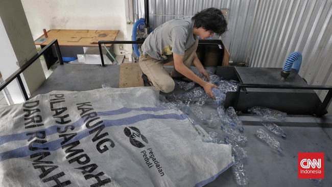 Studi terbaru mengungkap Indonesia menjadi salah satu negara yang masyarakatnya paling banyak mengonsumsi mikroplastik di dunia dari 109 negara.
