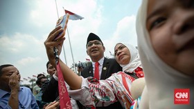 FOTO: Parade Artis Kala Dilantik Jadi Anggota DPR 2024-2029