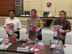Terbongkarnya Pesta Seks Tukar Pasangan hingga Threesome di Vila Batu