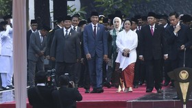 Puan Berbincang Akrab dengan Jokowi dan Prabowo: Selalu Hangat