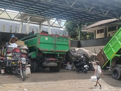 Melihat Aktivitas Hari Pertama Wajib Pilah Sampah di Denpasar