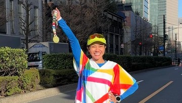 Ironis Aku Bisa Yura, Sang Penyanyi Patah Hati Tak Bisa Ikut Berlin Marathon