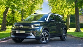 Citroen Wujudkan Visi Dinamis & Elektrifikasi di Paris Motor Show 2024