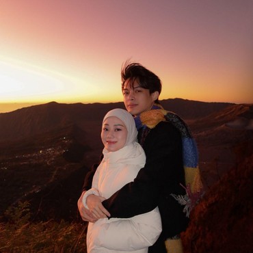 Reaksi Dinda Hauw Usai Rey Mbayang Sebut Rumah Tangganya Sempat Retak