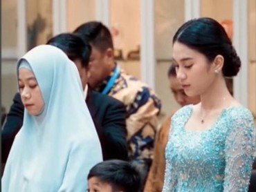 img-title Digugat Cerai Arhan, Isi Chat Azizah Salsha yang Buat Ibunda Menangis Disorot Lagi