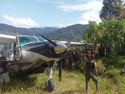Pesawat Smart Air Bawa Beras Bantuan Tergelincir di Intan Jaya Papua Tengah