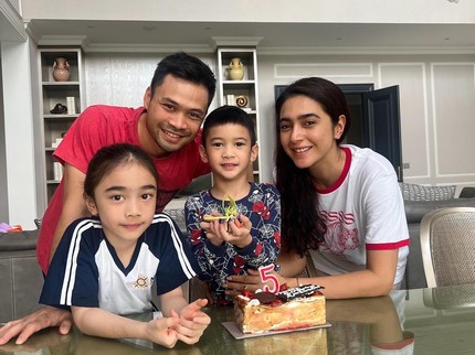 7 Potret Tampan Putra Nabila Syakieb di Usia 5 Tahun, Jago Berkuda Seperti Sang Bunda
