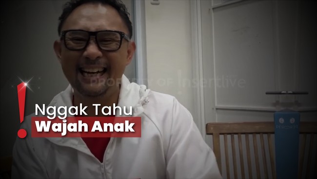 Cerai, Ronal Surapradja Nangis 2,5 Tahun Tak Pernah Ketemu Anak