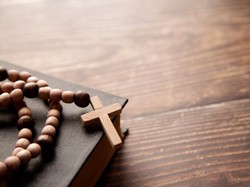 Susunan Doa Rosario Hari Kamis, 3 Oktober 2024: Peristiwa Terang