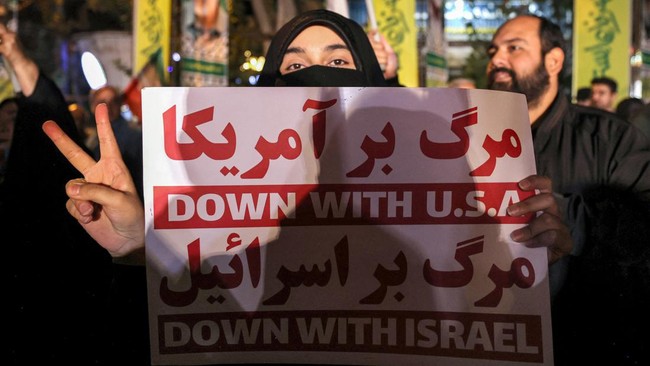 Arab Saudi dan 5 negara Teluk Arab meyakinkan Iran bakal netral merespons eskalasinya dengan Israel usai ancaman Teheran bakal menargetkan pembela Tel Aviv.