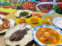 Video: Warung Sambal Atom di Tebet yang Pedasnya Nendang!