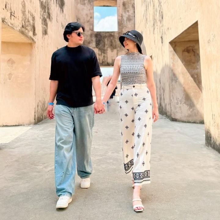 <p>Aktris sekaligus penyanyi Alessia Cestaro bahagia membangun rumah tangga bersama suaminya yang bernama Ahmad Affandy, Bunda. (Foto: Instagram @alessia89cestaro)</p>