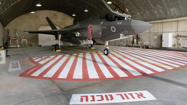 イスラエルの最新鋭F-35戦闘機基地がイランのミサイルにより損傷したことが明らかになった