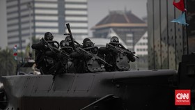 TNI AD Beri Kesempatan Anak Korban Ledakan Amunisi Jadi Tentara