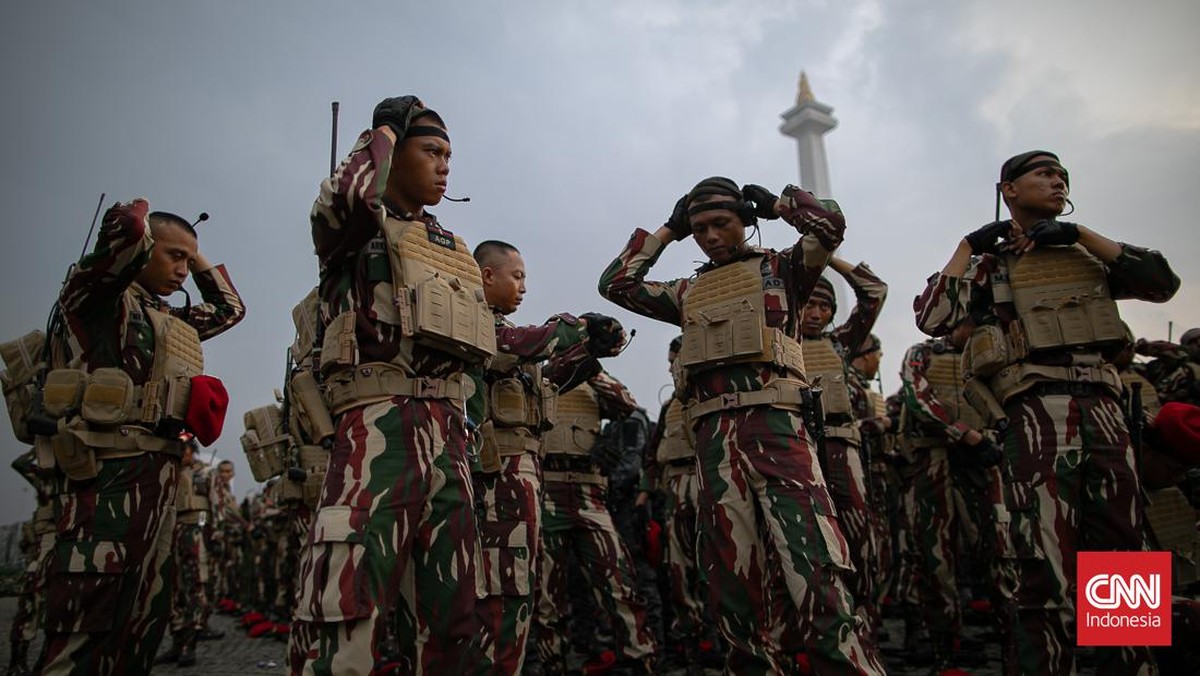 FOTO: Suasana Gladi Bersih HUT ke-79 TNI di Monas