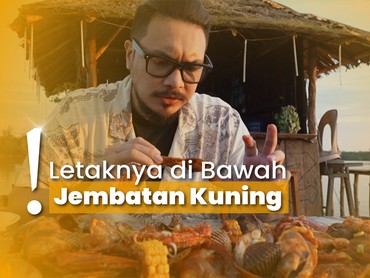 img-title Review Kafe Apung di Tanjung Pinang, Riau Dikelilingi Sungai